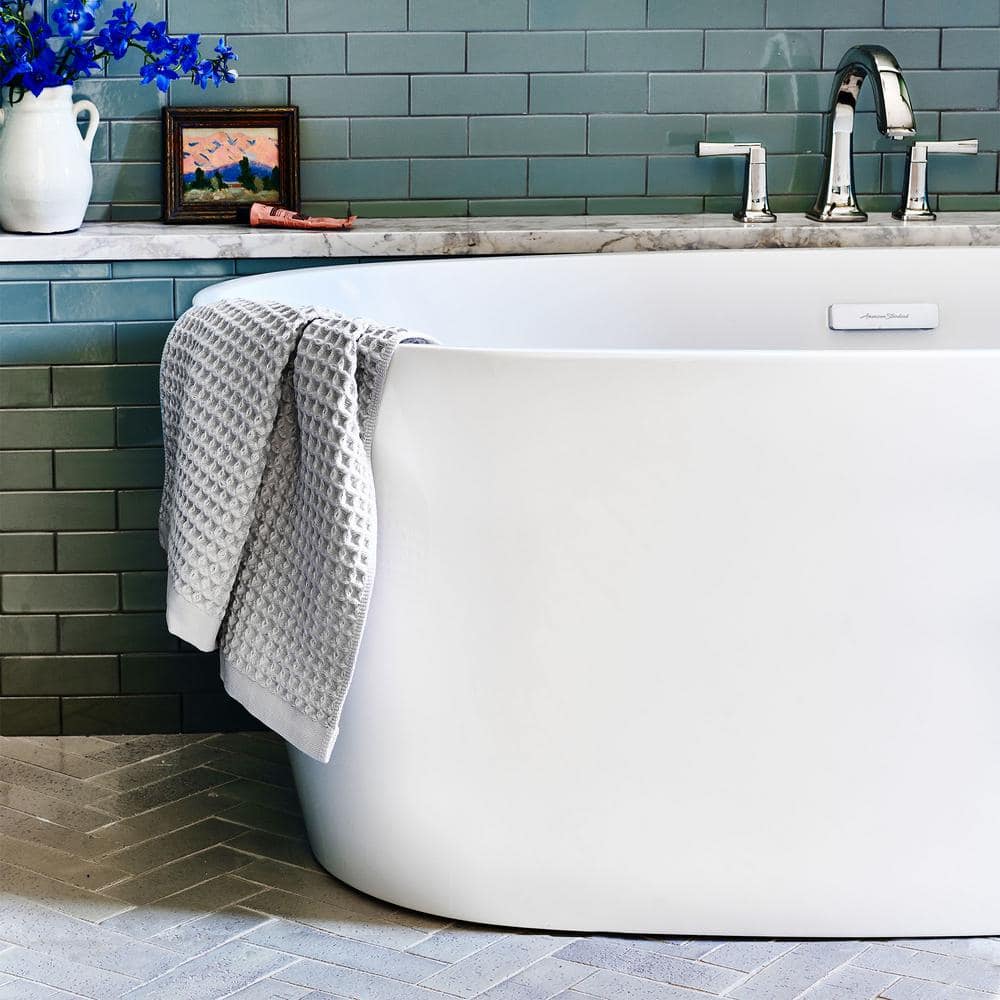 American Standard Coastal Serin 68 in. x 31 in. Soaking Bathtub with Center Drain in White (3)