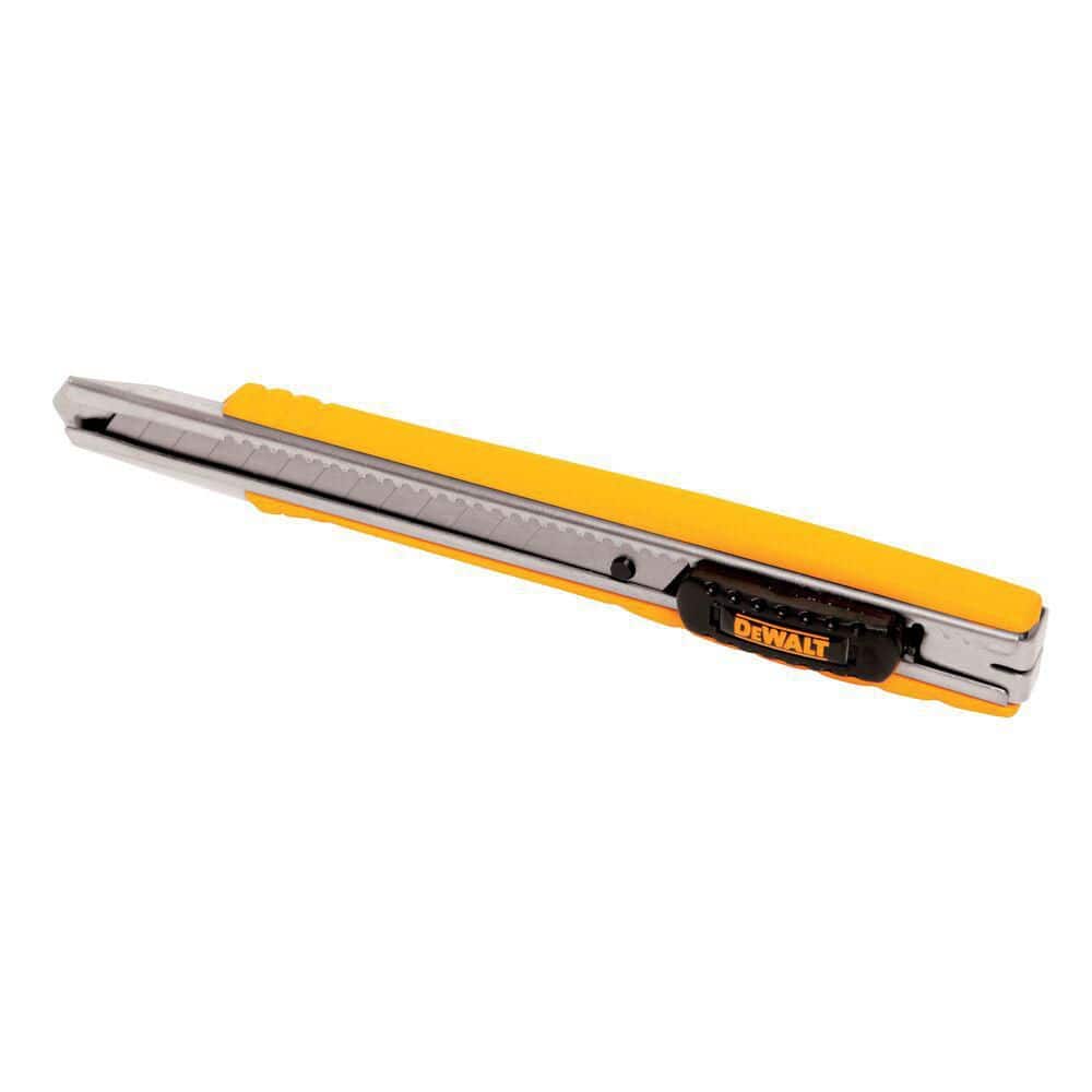 DEWALT 9 mm Metal Body Snap Knife (2)
