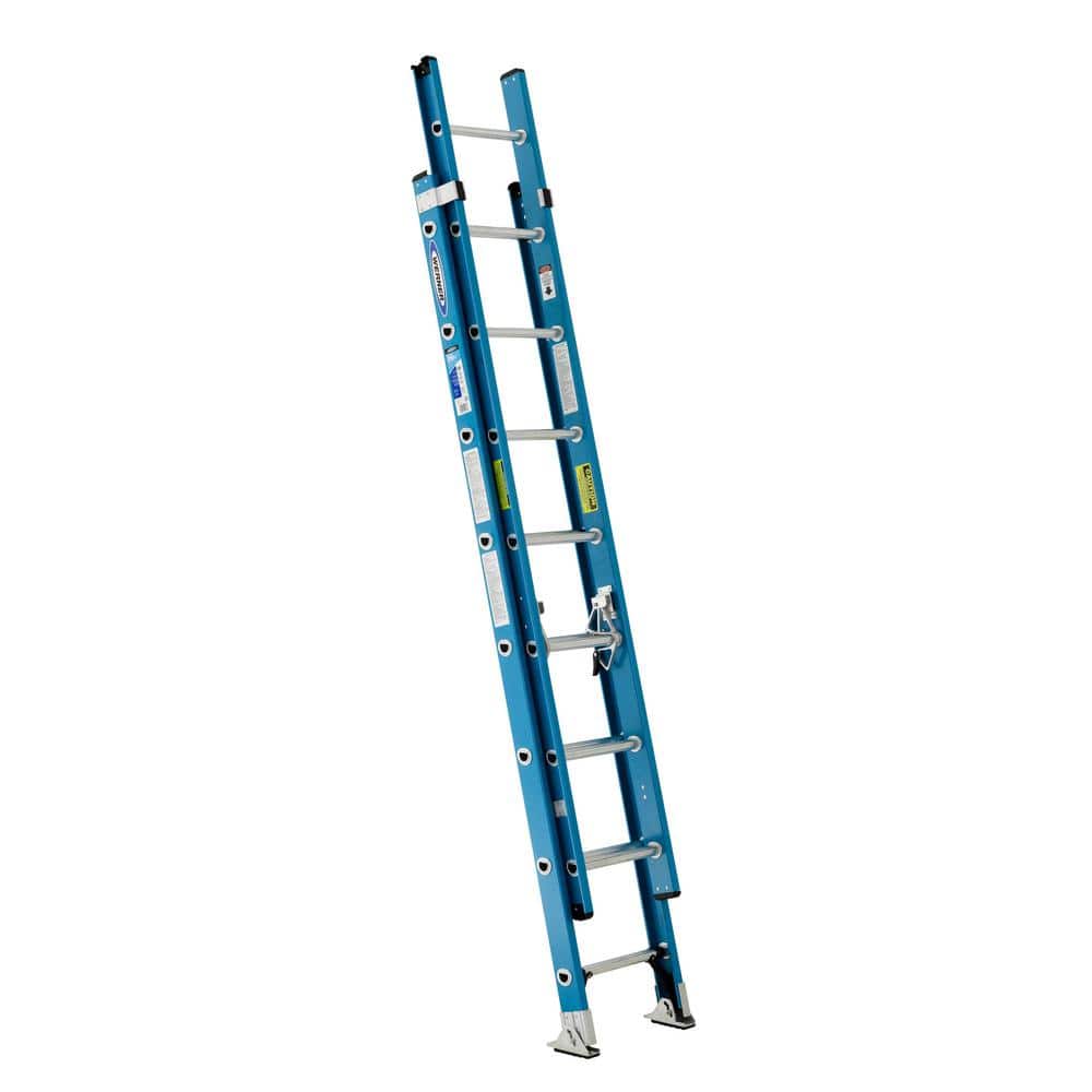 Werner Fiberglass Extension Ladder (19 ft. Reach Height) with 250 lb. Load Capacity Type I Duty Rating