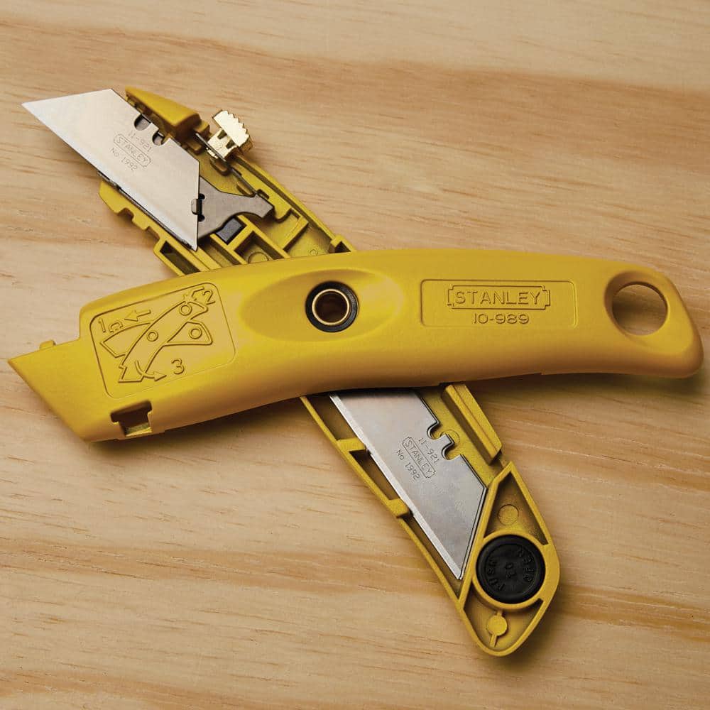 Stanley 7 in. Handle Swivel-Lock Retractable Utility Knife (3)