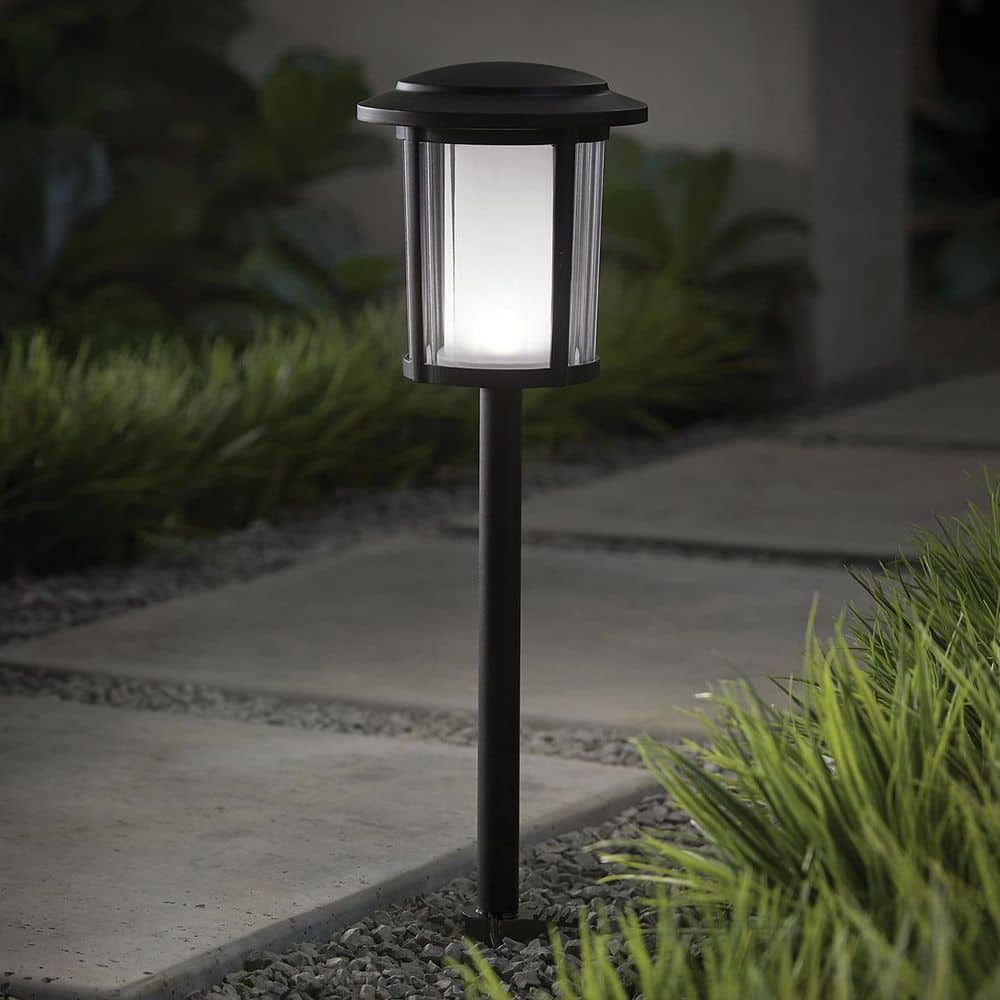 Hampton Bay Dothan 35 Lumen Low Voltage Matte Black Integrated LED Weather Resistant Outdoor Landscape Path Light (2)