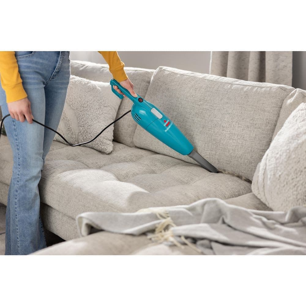 BISSELL FeatherWeight Lightweight Mesh Filter Stick Vacuum (4)