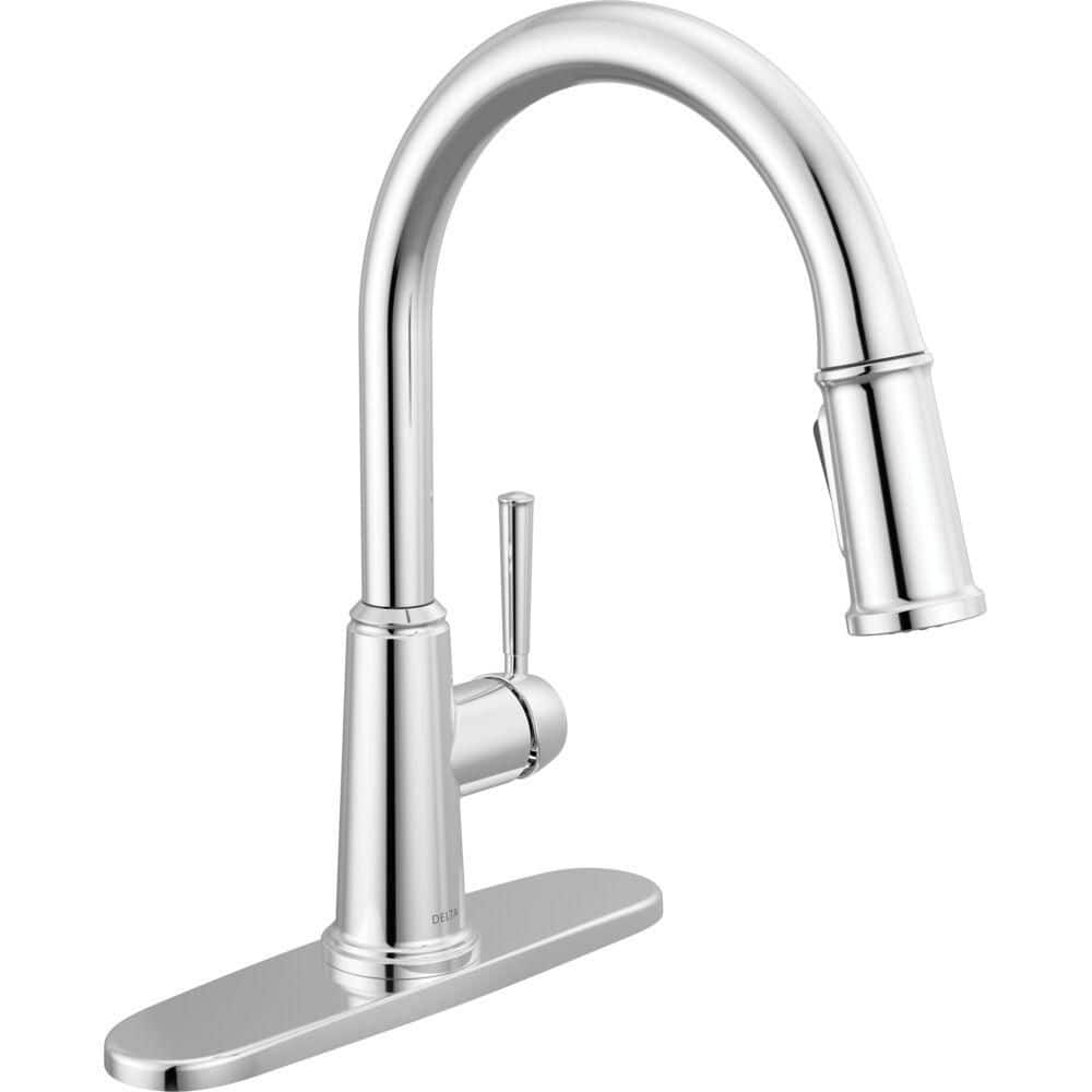 Delta Foundations Design Series Traditional Single Handle Pull Down Sprayer Kitchen Faucet in Chrome