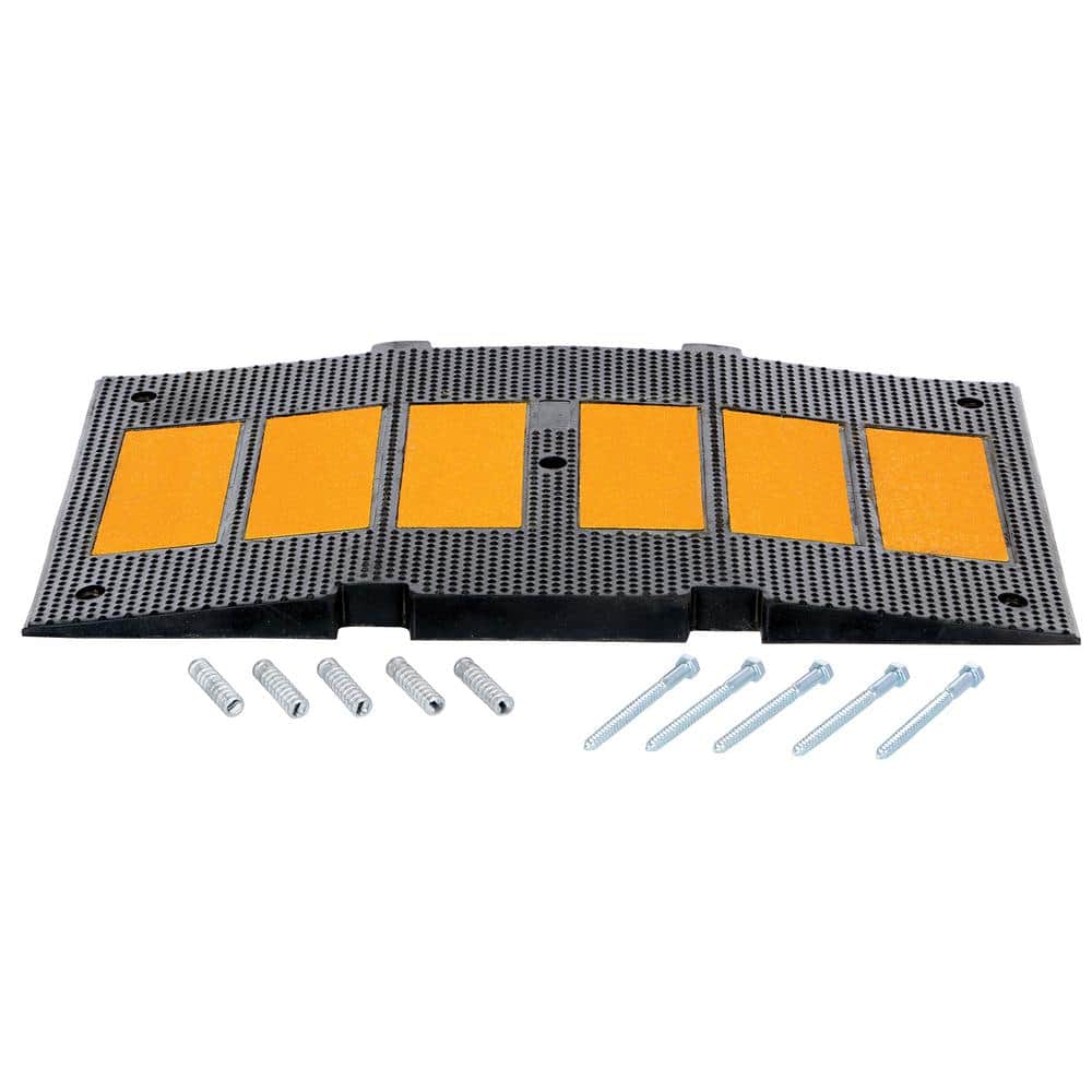 Vestil 20.3125 in. x 35.25 in. x 2.4375 in. Black Rubber Middle Section with Concrete Kit for 120 in. Speed Bump (3)