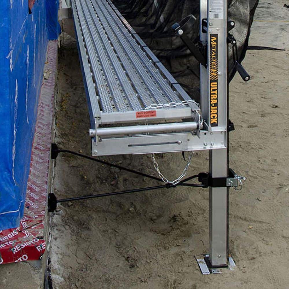 MetalTech Ultra-Jack 4 in. W x 4 in. D x 3 in. H Aluminum and Rubber Anti-Slip Base for the Ultra-Jack Aluminum Scaffolding System (2)