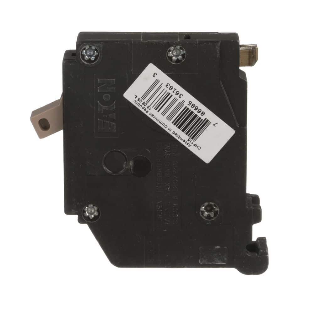 Eaton CH 15 Amp 240 Volts 1-Pole Circuit Breaker with Trip Flag (3)