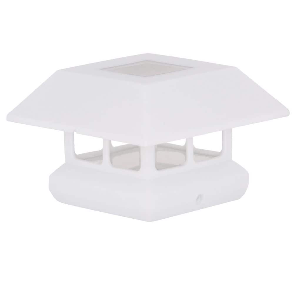 Veranda 4 in. x 4 in. 7 Lumens White Plastic Solar Post Cap (Common: 4 in. x 4 in. ; Actual: 3-5/8 in. x 3-5/8 in. ) (1)