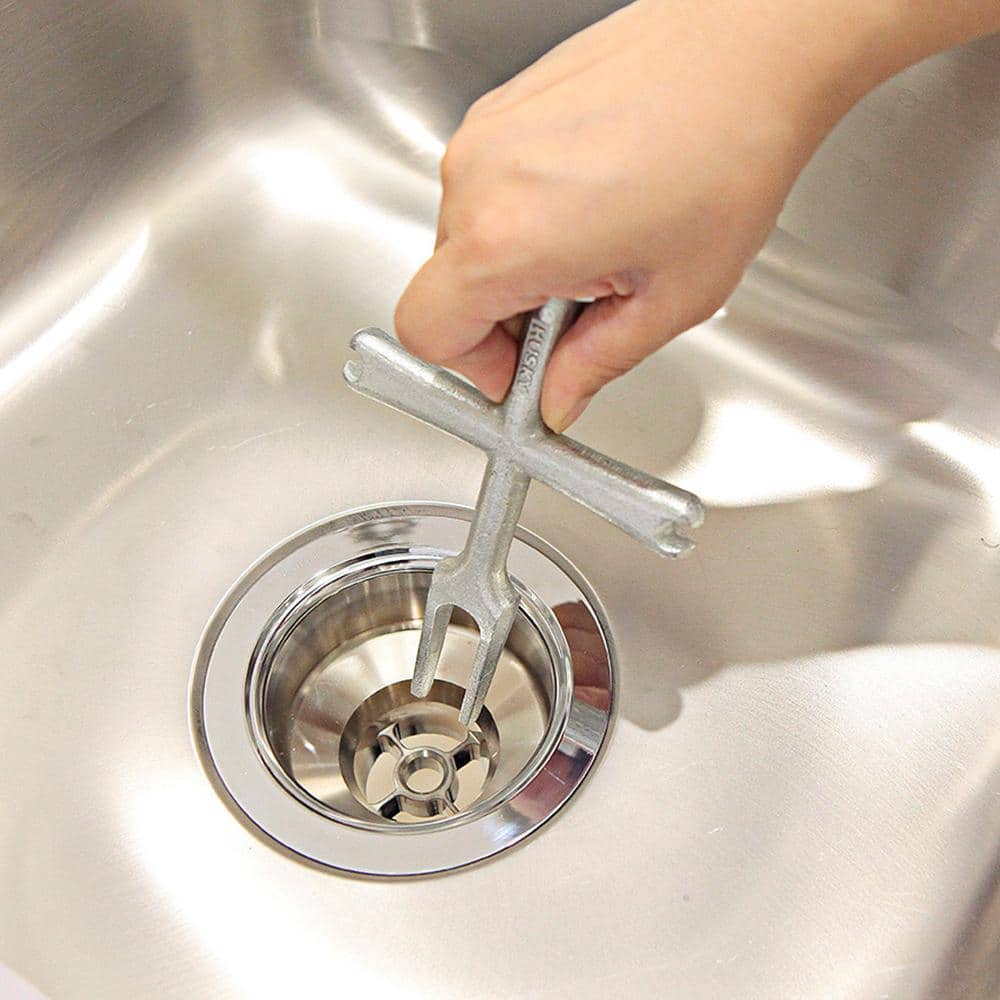 Husky Pop-Up Plug Wrench (2)