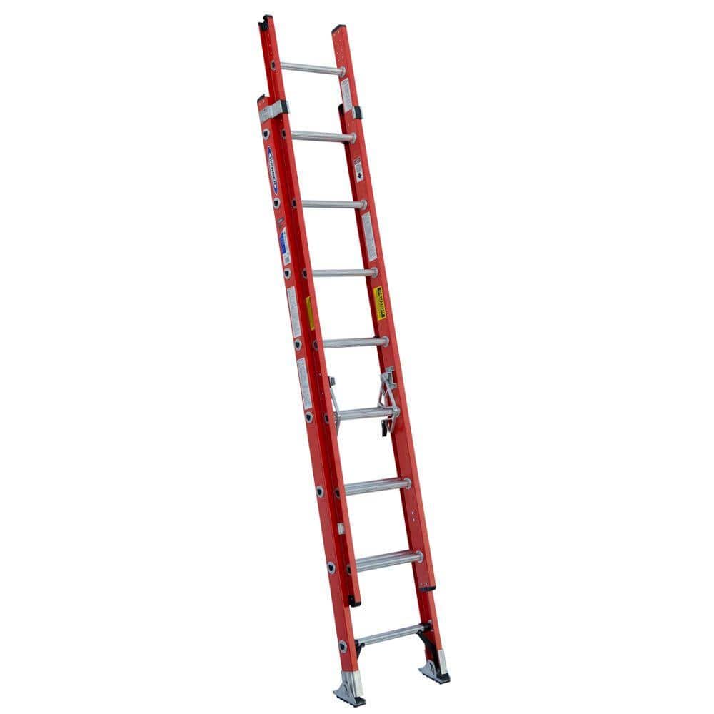 Werner Fiberglass Extension Ladder (27 ft. Reach Height) with 250 lb. Load Capacity Type I Duty Rating