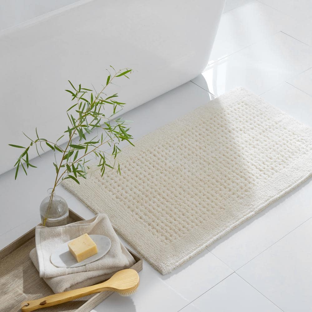 The Company Store Legends Hotel Mirage 25 in. x 18 in. Ecru Bath Mat (2)