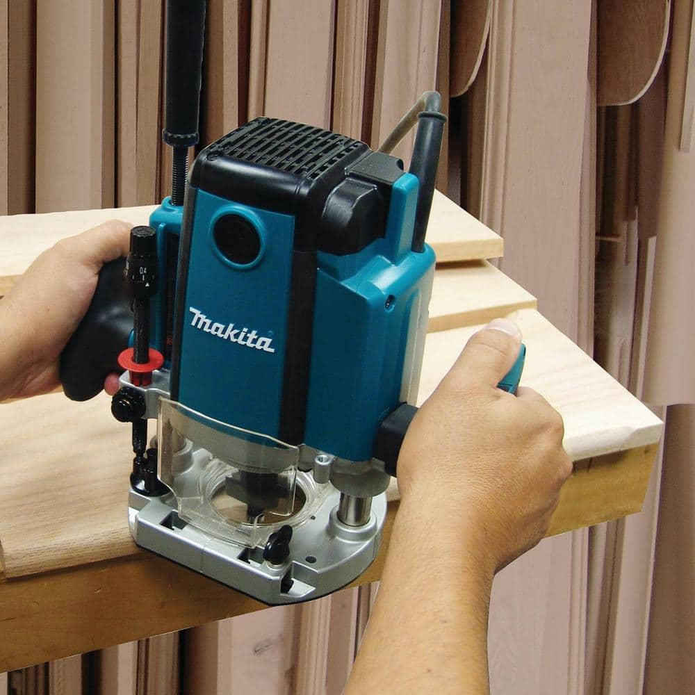 Makita 15-Amp 3-1/4 HP Corded Plunge Router (2)