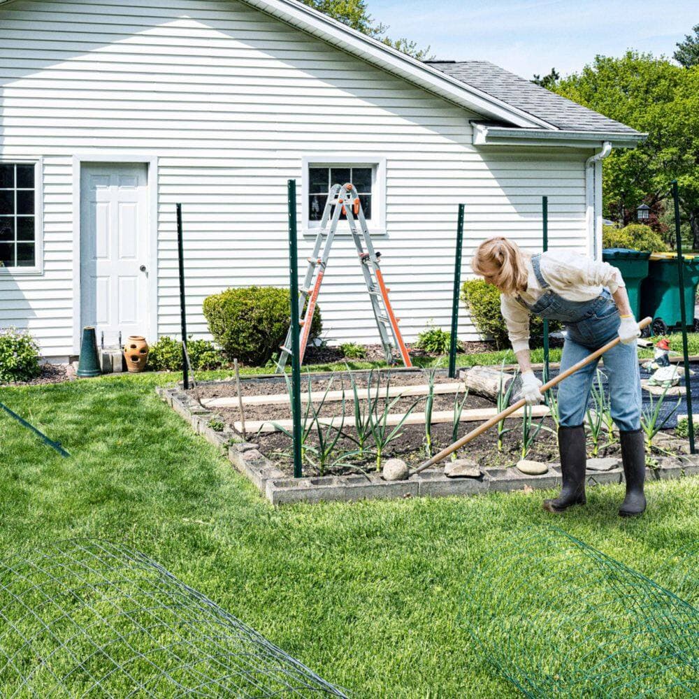 NUVO IRON 1.25 in. x 3 ft. Green U-Post (5-Pack) (2)