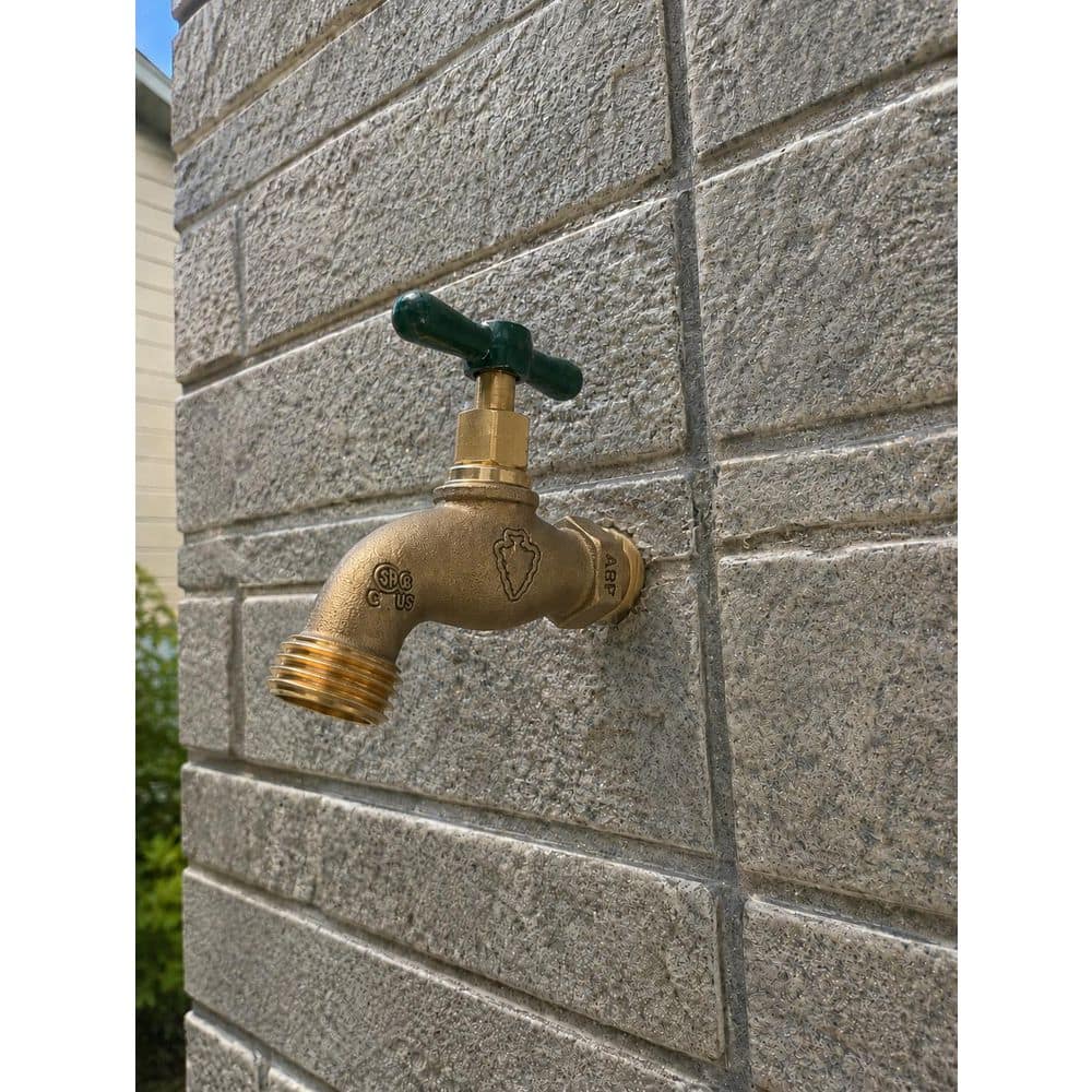 Arrowhead Brass 1/2 in. MIP x 3/4 in. MHT Heavy Duty Multi-Turn Brass Hose Bibb (4)