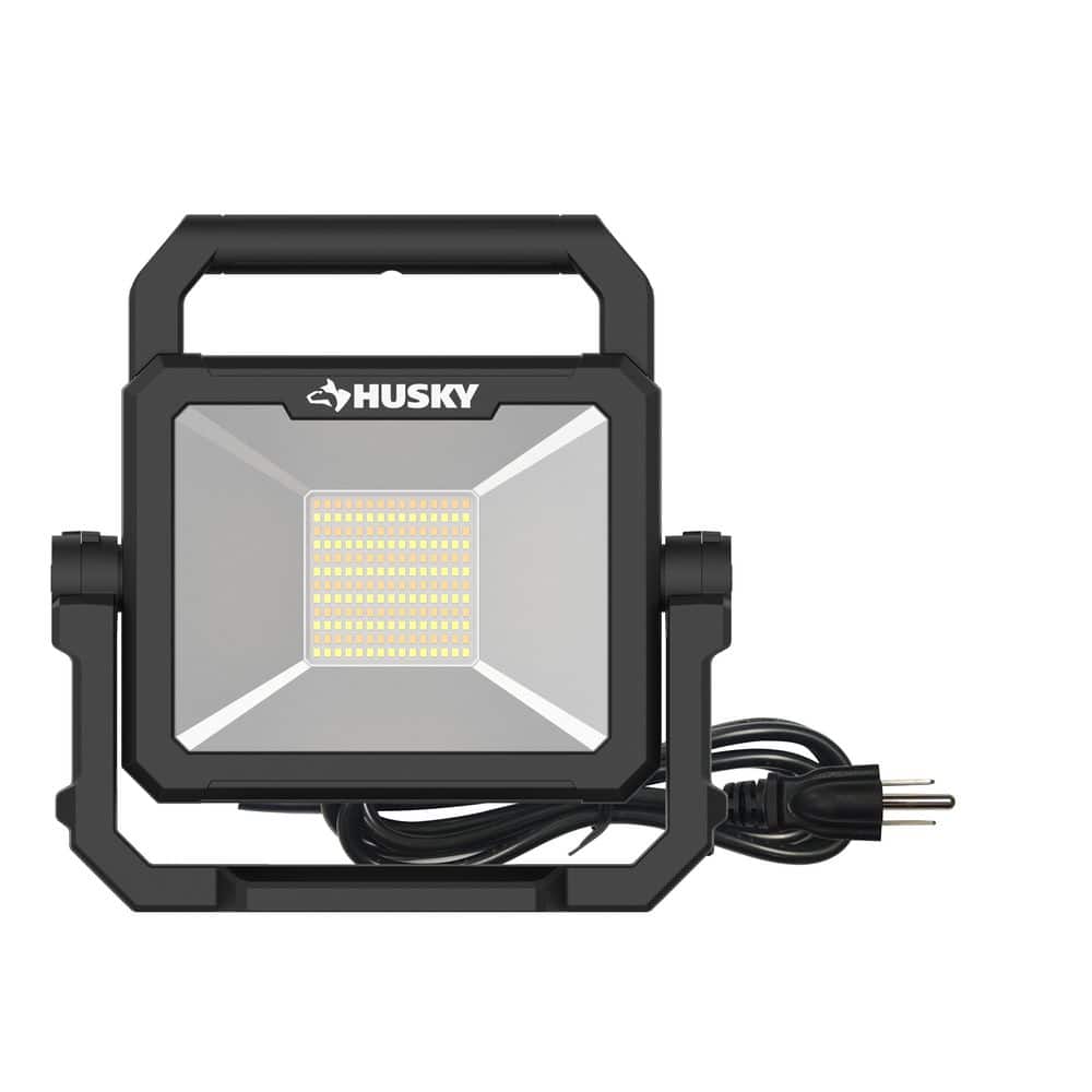 Husky 6000 Lumen LED Portable Corded Work Light (1)