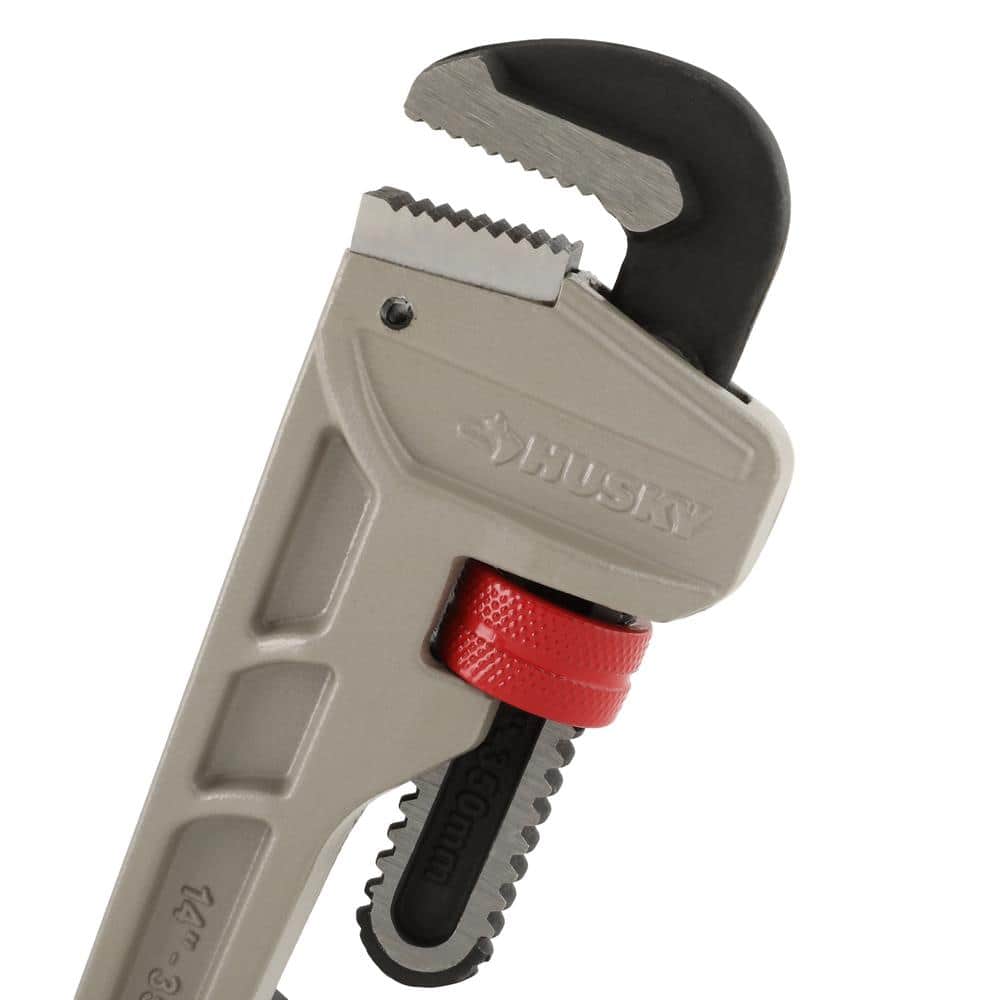 Husky Aluminum Pipe Wrench with 1-1/2 in. Jaw Capacity (3)