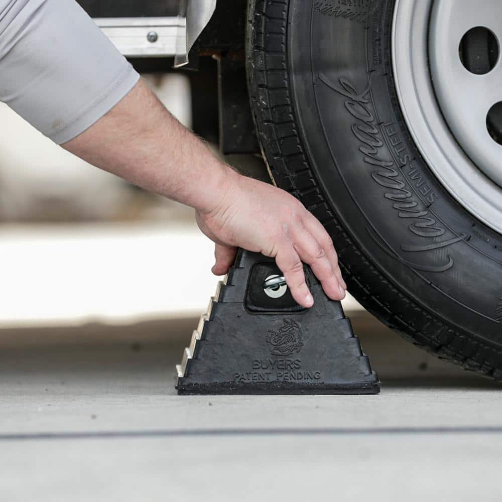 BUYERS PRODUCTS Rubber Wheel Chock with Chain Eye (3)