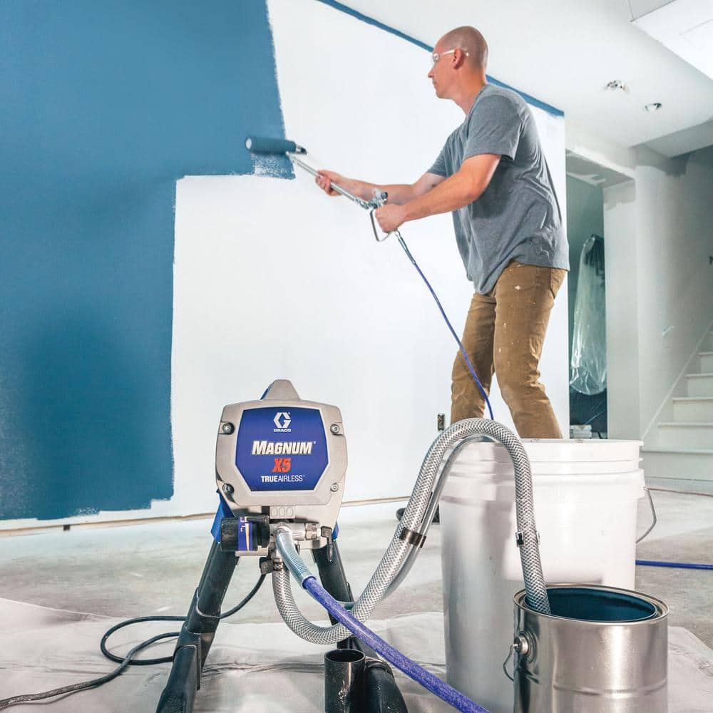 Graco Magnum X5 Stand Airless with 4 ft. whip hose and Pressure Roller Kit (2)