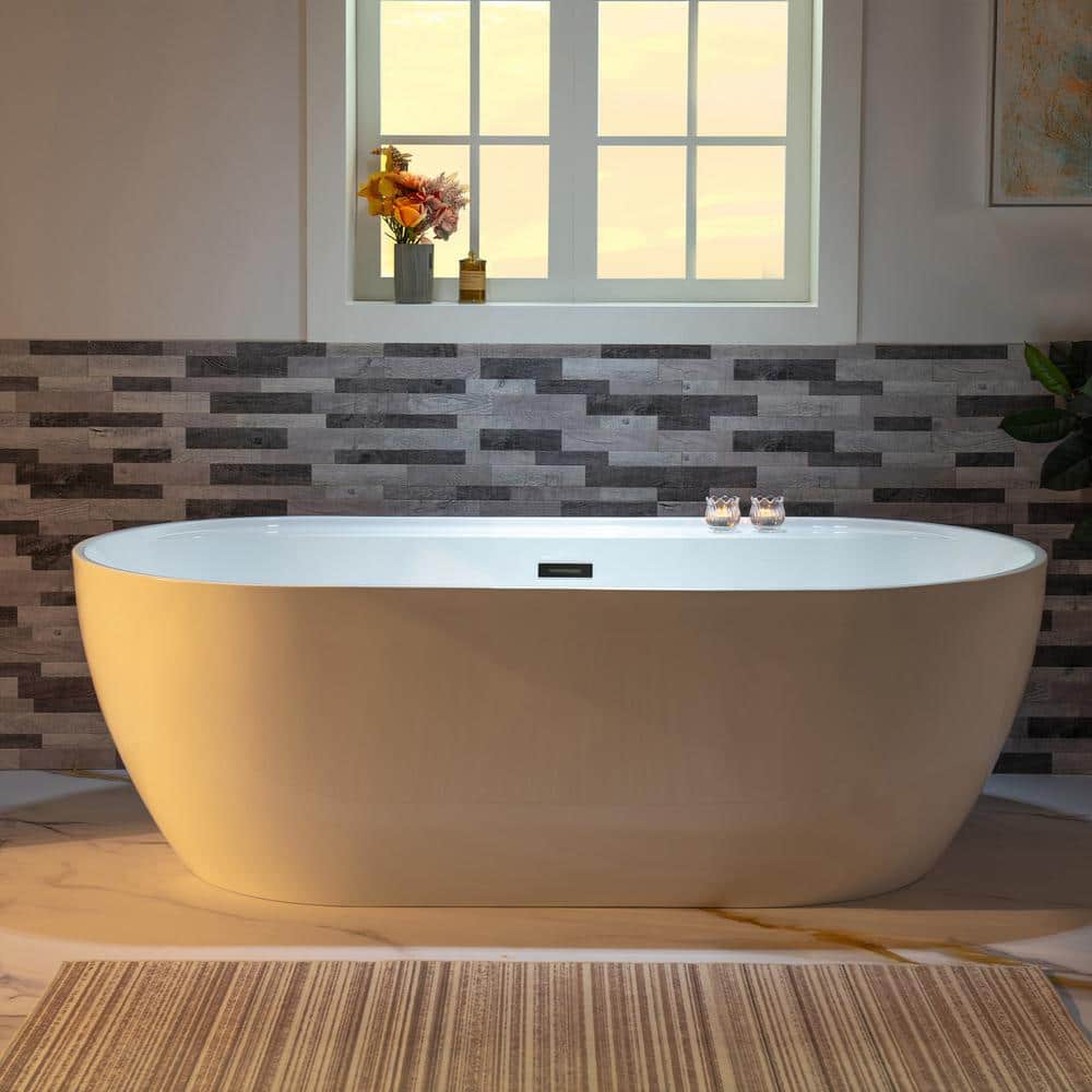 WOODBRIDGE 67 in. x 31.5 in. Acrylic Flat Bottom Soaking Bathtub with Center Drain in White with Matte Black (1)