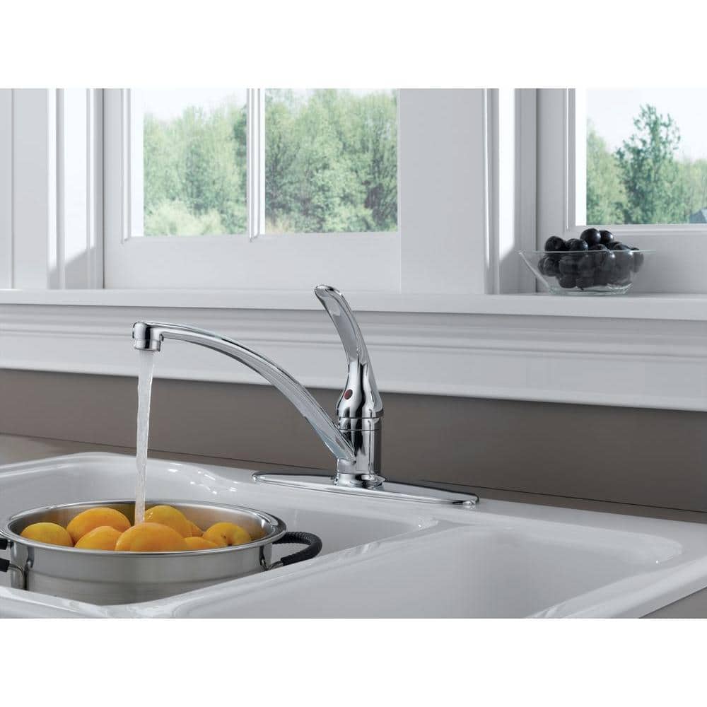 Delta Foundations Single-Handle Standard Kitchen Faucet in Stainless (4)