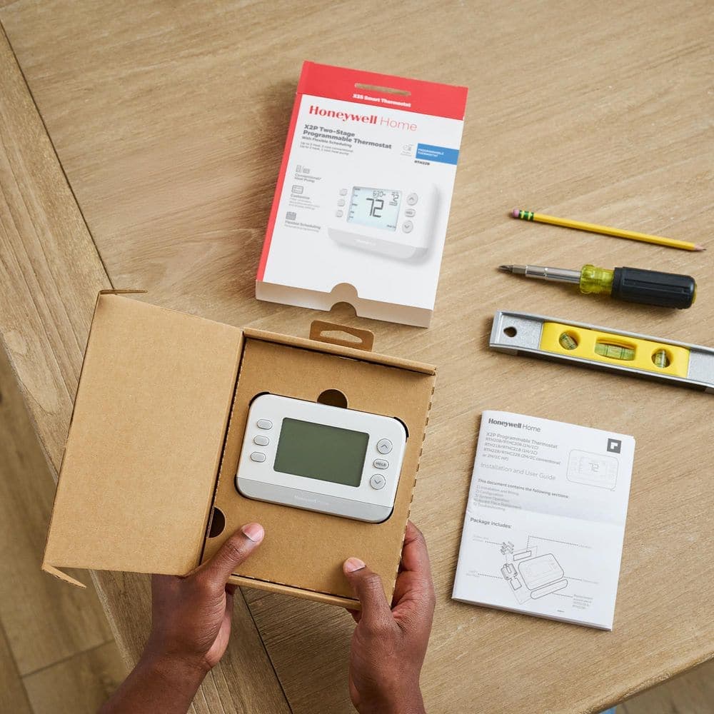 Honeywell Home X2P Programmable Thermostat, Conventional/Heat Pump, Flexible Schedule (3)