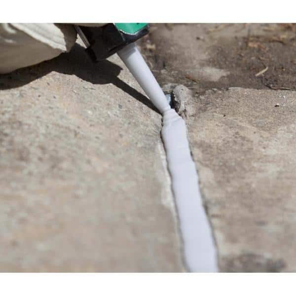 SAKRETE 10.1 oz. Polyurethane Self Leveling Sealant (3)