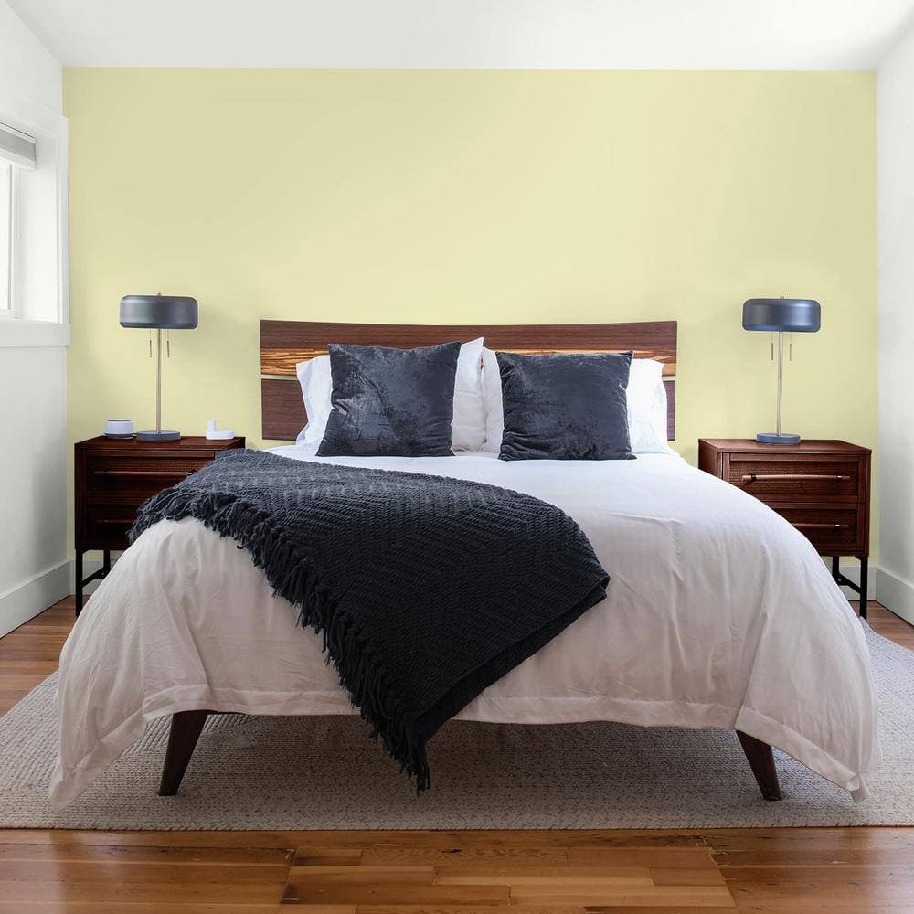 Glidden Diamond 1 gal. #PPG1114-4 Misty Moor Flat Interior Paint with Primer (4)