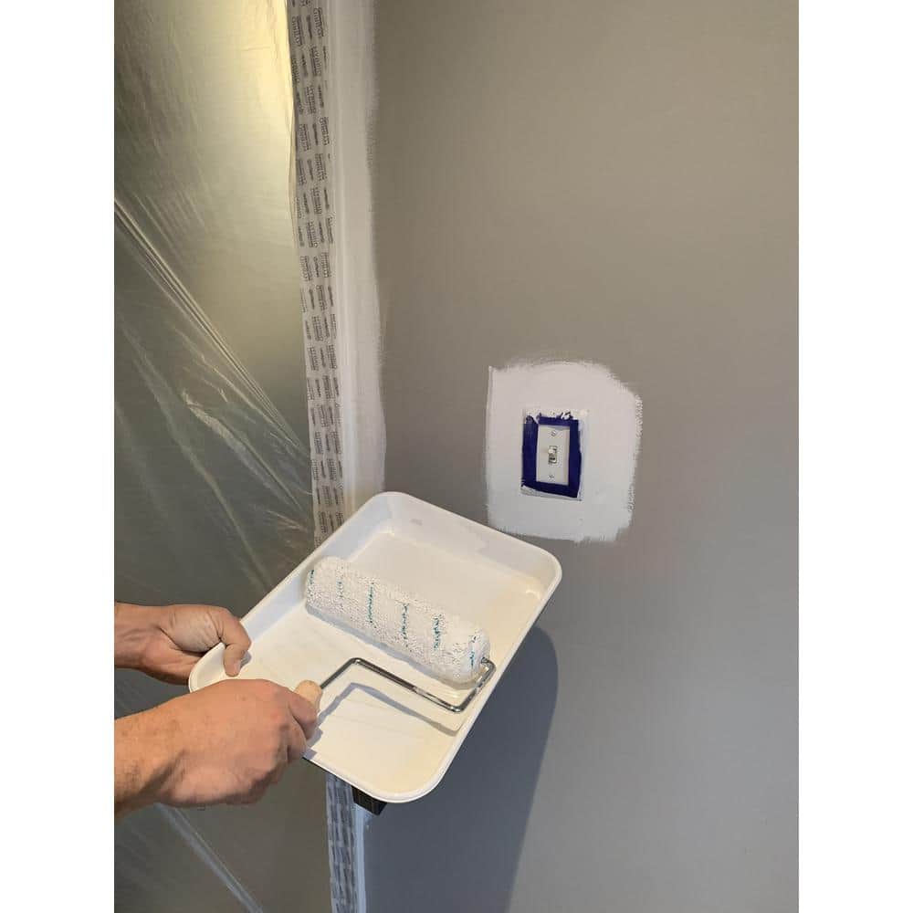 PRIVATE BRAND UNBRANDED 9 in. Plastic Tray Liner (4)