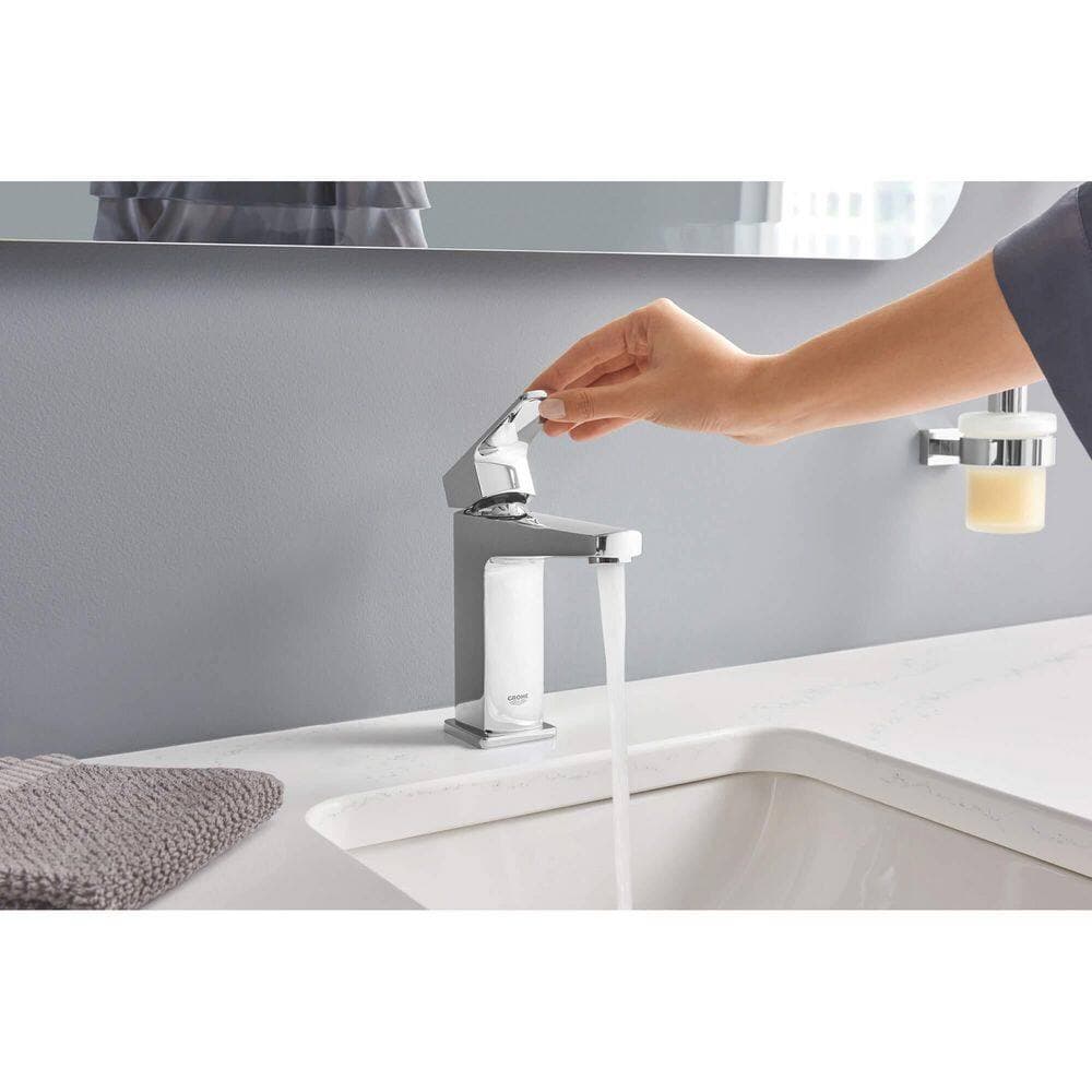 GROHE Essentials Cube Wall-Mounted Soap Dispenser with Holder in StarLight Chrome (2)