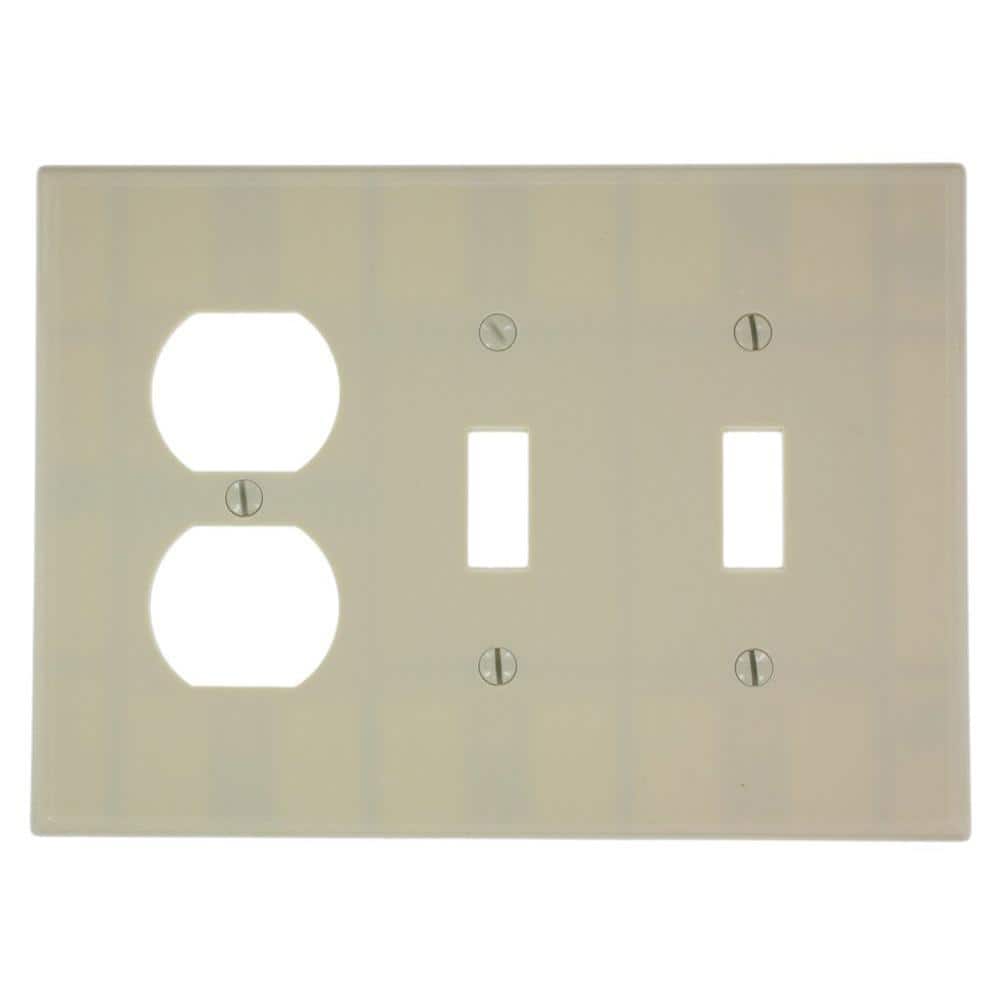 Leviton 3-Gang Ivory 2-Toggle / 1-Duplex Outlet/Receptacle Plastic Midway/Midsize Wall Plate (1-Pack) 80521-I (1)