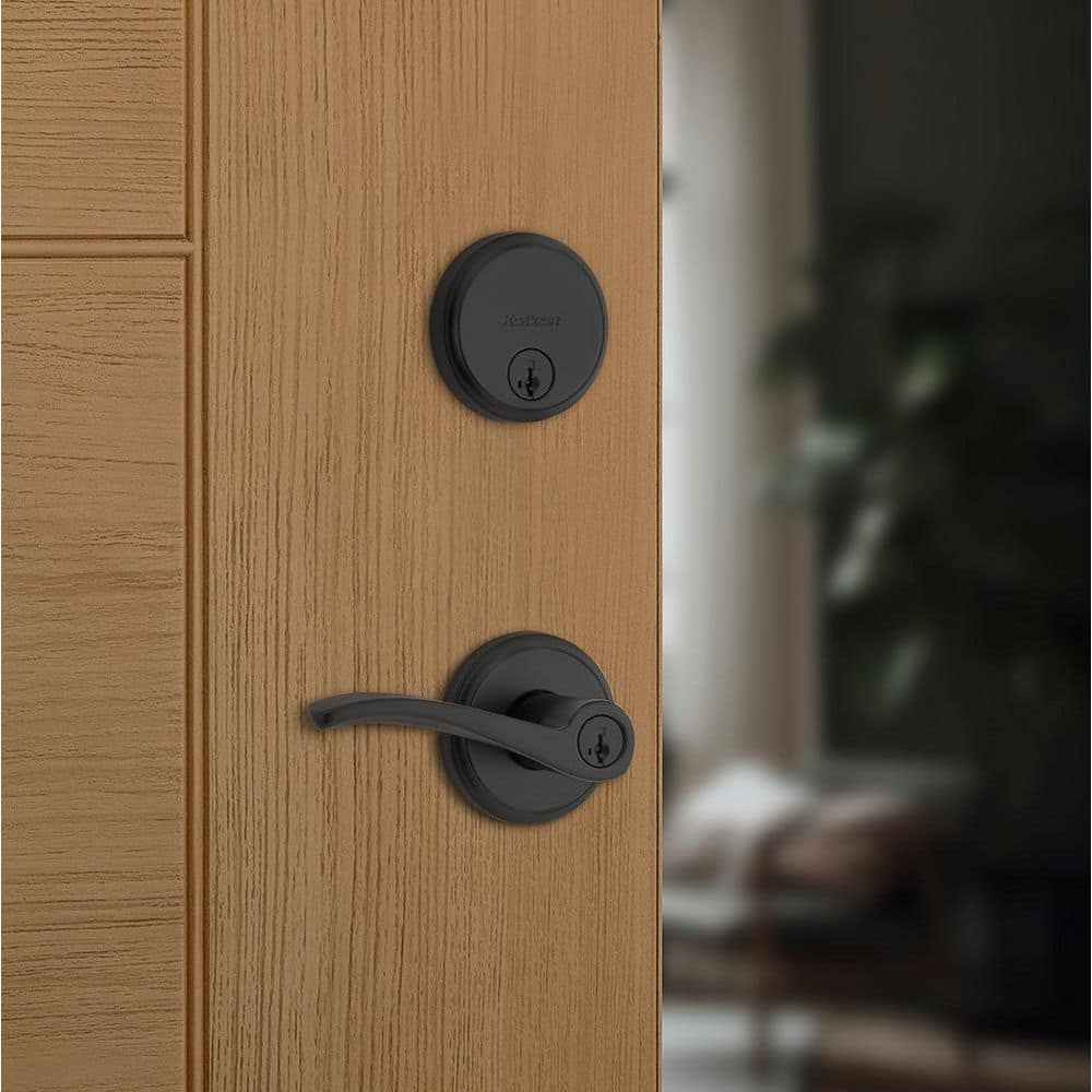 Kwikset Sedona Keyed Entry Handle and Single Cylinder Deadbolt Combo Pack featuring SmartKey Security in Matte Black (2)
