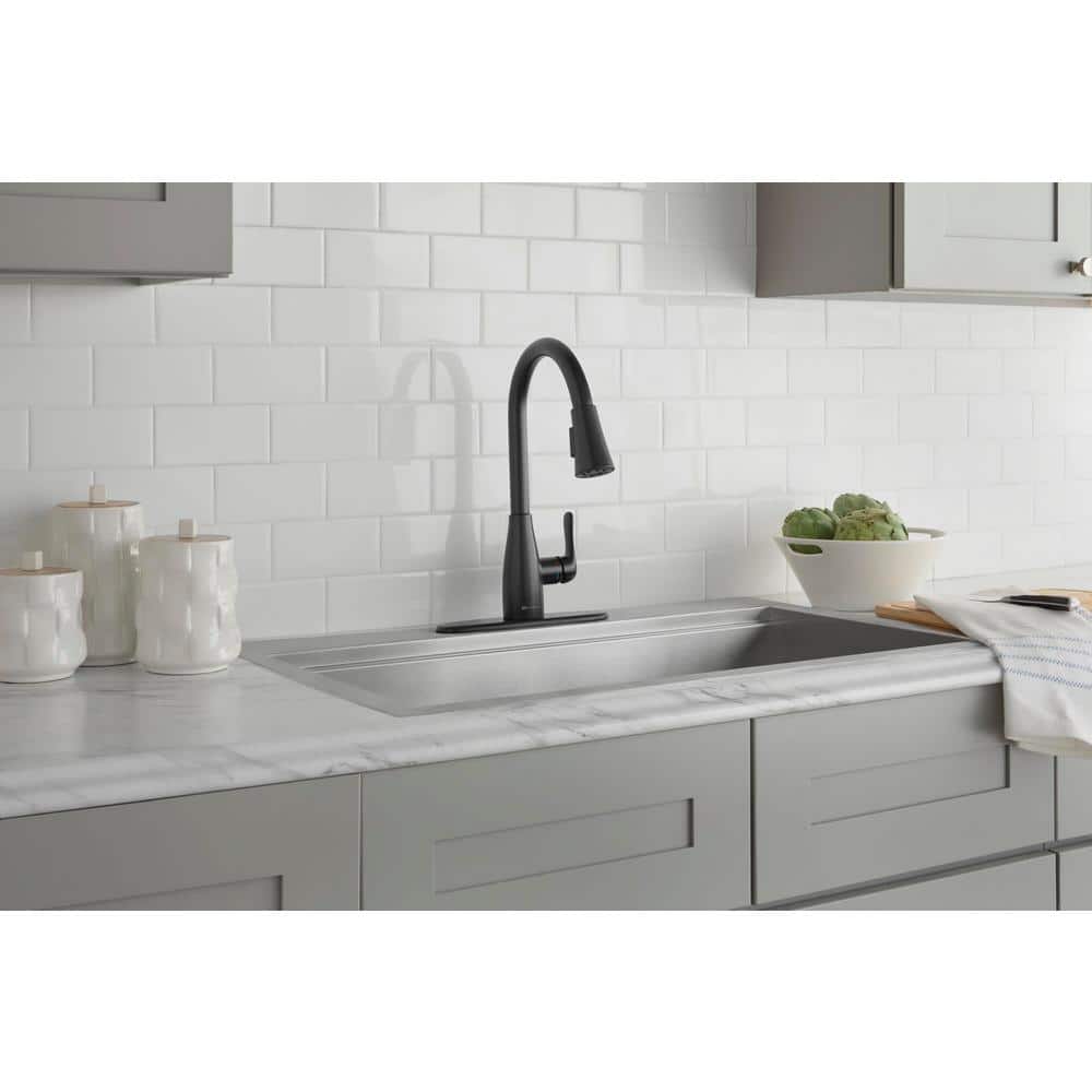 Glacier Bay McKenna Single-Handle Pull-Down Sprayer Kitchen Faucet in Matte Black with TurboSpray and FastMount (3)
