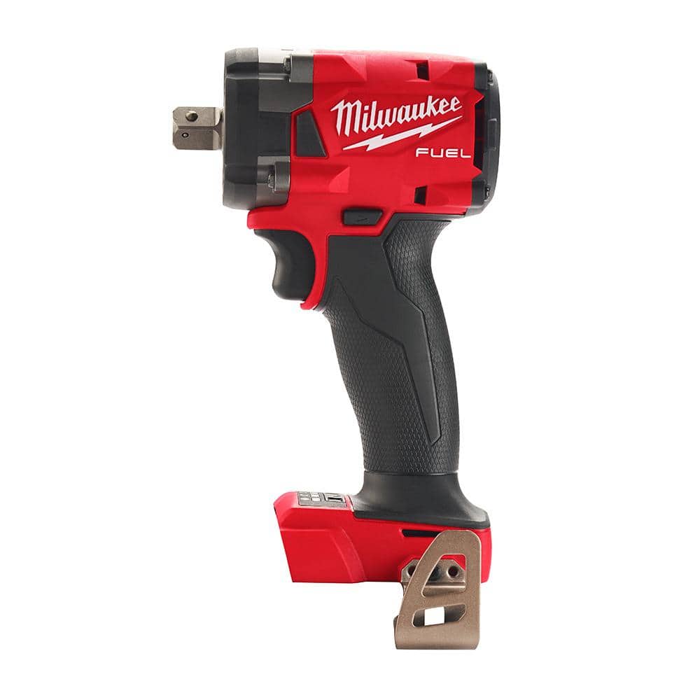 Milwaukee M18 FUEL 18V Lith-Ion Brushless Cordless . Compact Impact Wrench Kit with Resistant Batteries & Impact Socket Set (1)