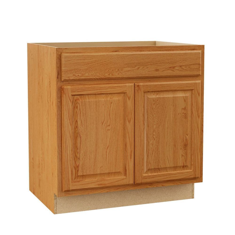 Hampton Bay Hampton 33 in. W x 24 in. D x 34.5 in. H Assembled Base Kitchen Cabinet in Medium Oak
