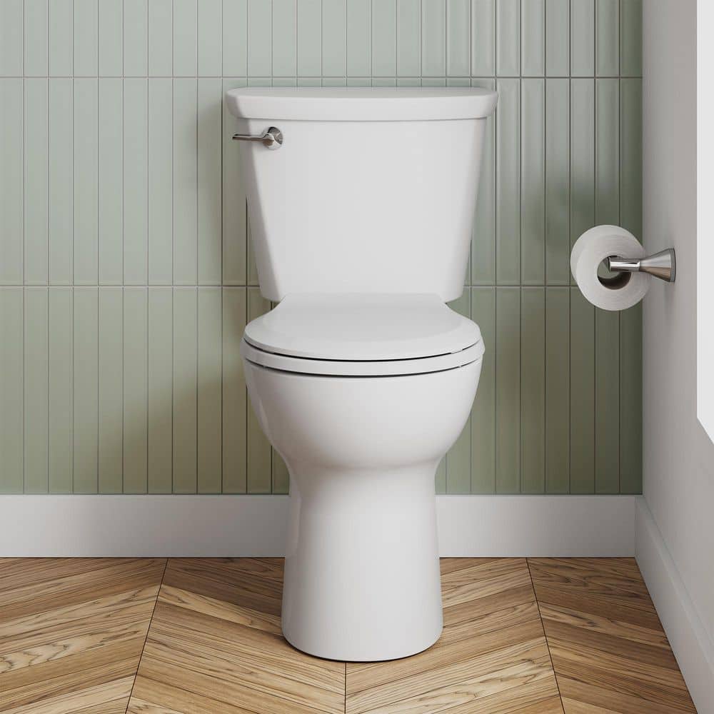 American Standard Cadet Round Antimicrobial Soft Close Toilet Seat in White (4)