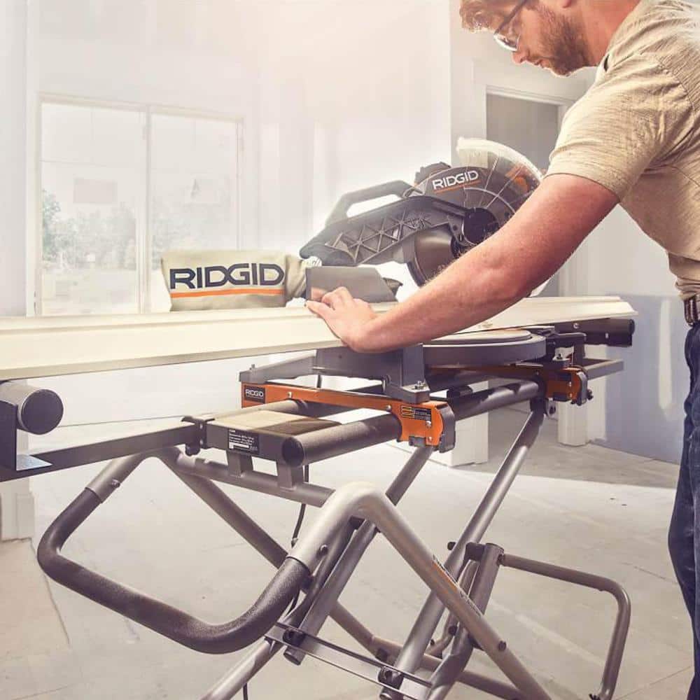 RIDGID Universal Mobile Miter Saw Stand with Mounting Braces and Black Fine Point Permanent Workshop Marker (2)