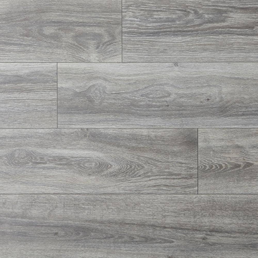 TrafficMaster Silverton Oak 8 mm T x 7.5 in. W Water Resistant Laminate Wood Flooring (23.7 sqft/case) (2)