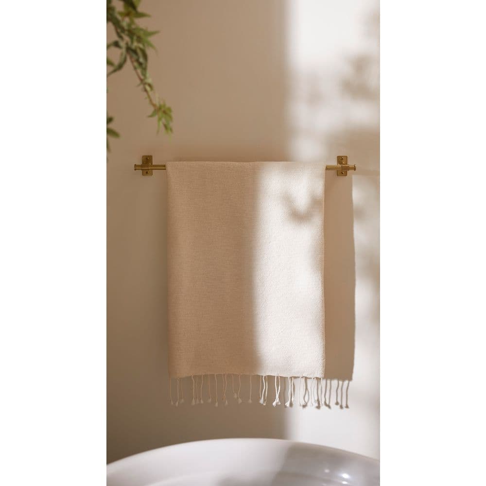 KOHLER Castia By Studio McGee Wall Mounted Towel Bar (4)