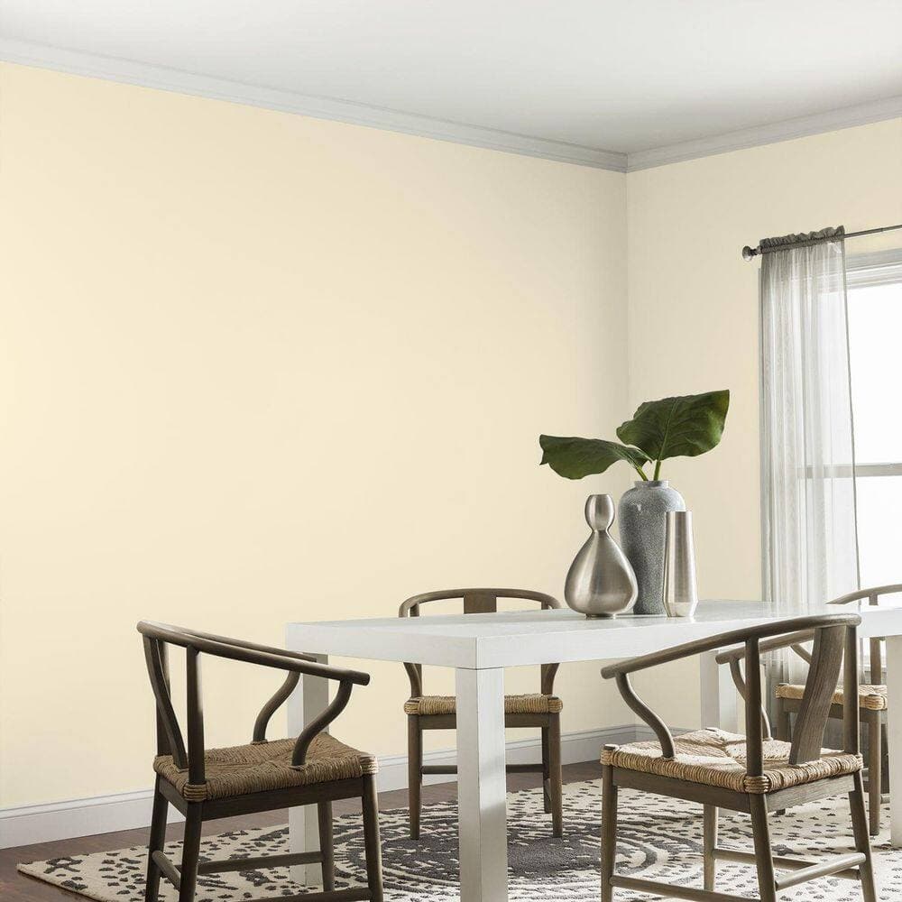 Glidden Ultra-Hide 1 gal. PPG1210-1 Crisp Candlelight Eggshell Interior Paint (4)
