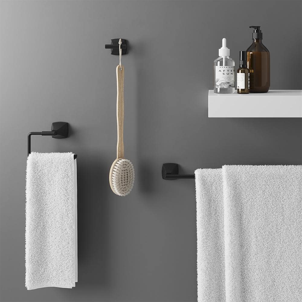 Pfister Bellance Double Robe Hook (4)