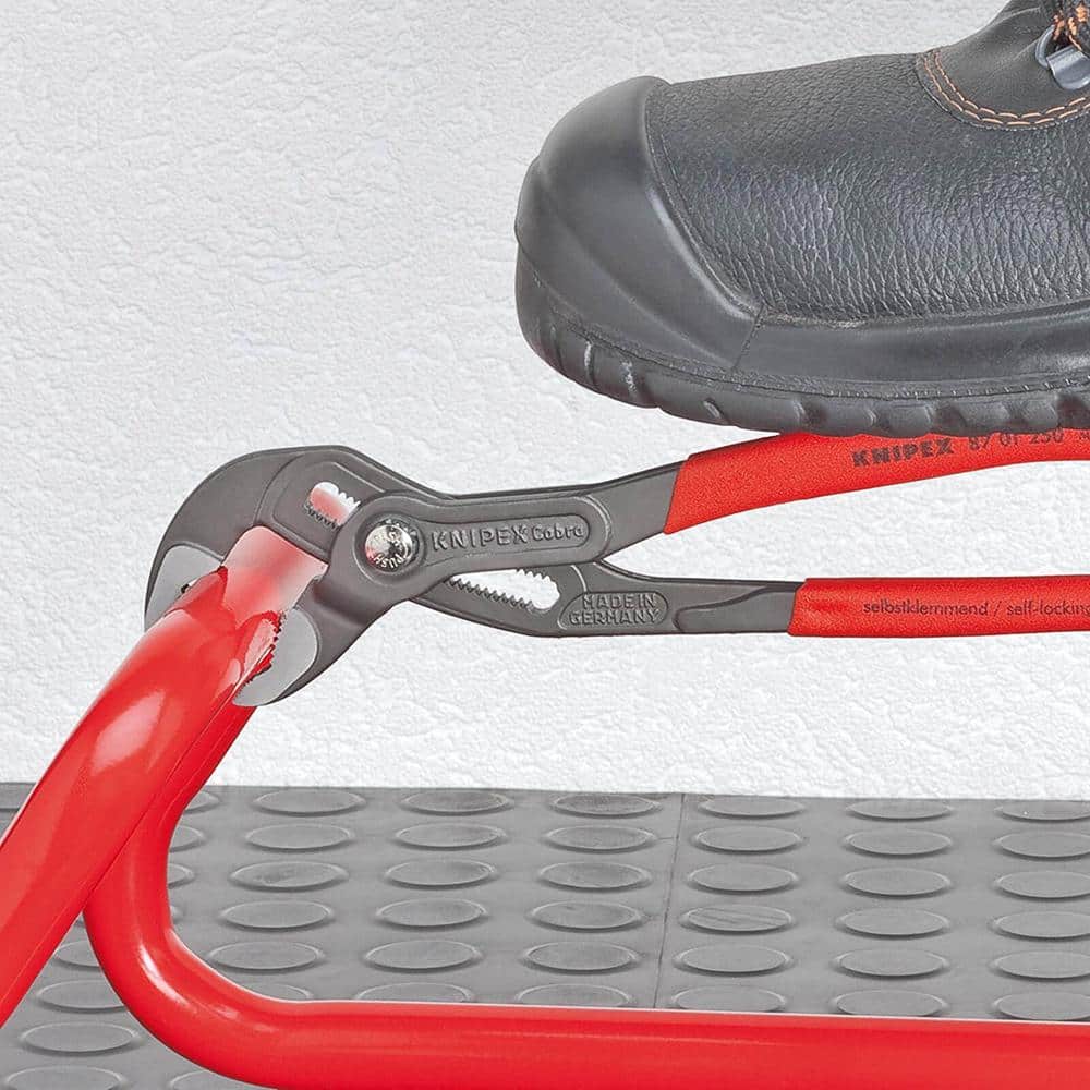 KNIPEX Heavy Duty Forged Steel 22 in. Extra Large Cobra Pliers with 61 HRC Teeth (3)