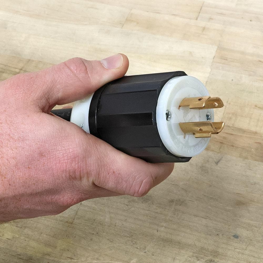 Leviton Black & White Lever Edge 20 Amp 125 Volt Straight Blade Connector, NEMA 5-20R, 2P, 3W, Industrial Grade 5369E-BX (3)
