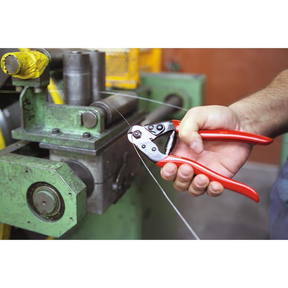 FELCO FC7 Cable Cutter with 0.3 in. Cutting Capacity, Triangle Clean Cut Heat Treated Carbon Steel Blade (2)