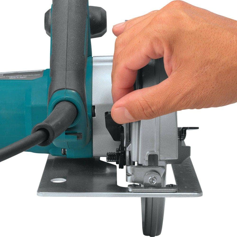 Makita 10.5 Amp 7-1/4 in. Corded Circular Saw (2)