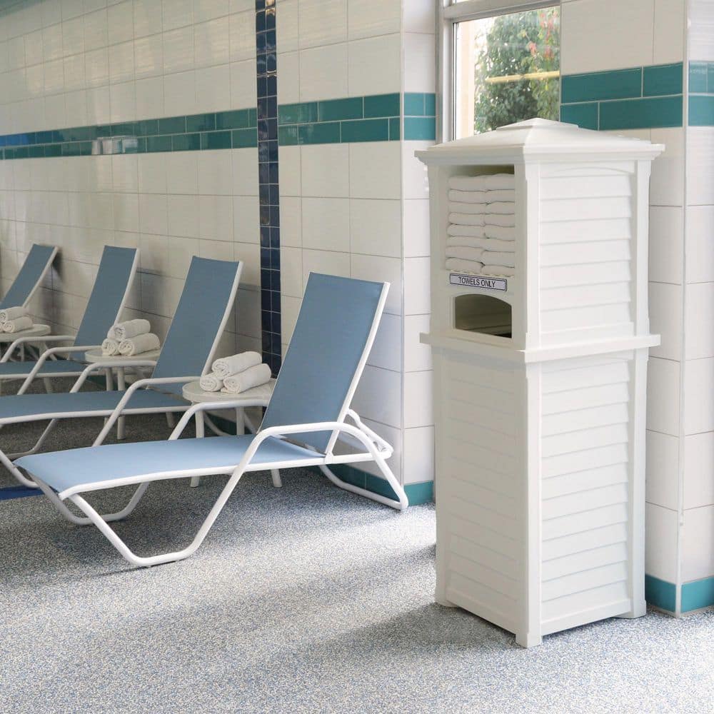 Mayne Lakeland White Polyethylene Towel Valet (2)