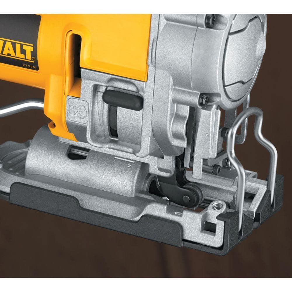 DEWALT 6.5 Amp Corded Variable Speed Jig Saw Kit with Kit Box (4)