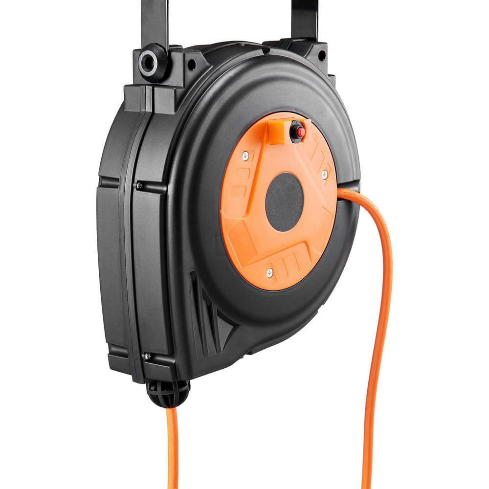 SKYSHALO 30 ft. 16 Gauges / 3-Conductors, 10 Amp Retractable Extension Cord Reel with 3-Outlets, 16AWG/3C SJTOW Power Cord (1)