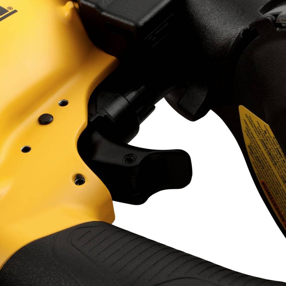 DEWALT Pneumatic 15-Degree Coil Corded Siding Nailer (4)