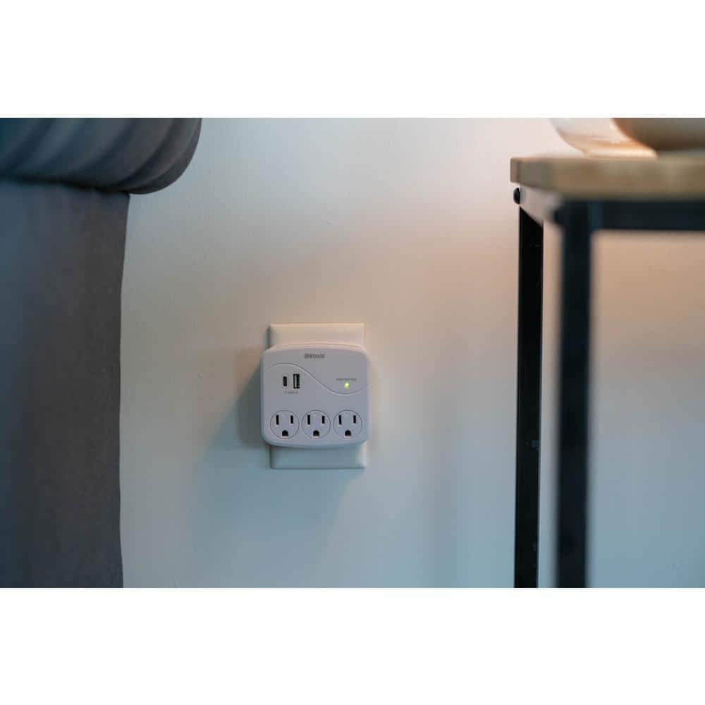 Woods 3- Outlet Surge Wall Tap with Phone Cradle and USB ports (3)