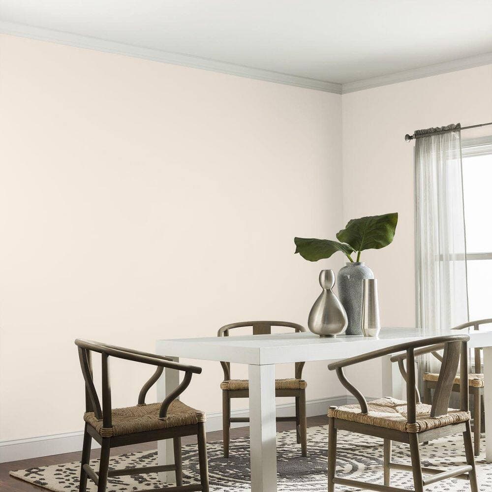 Glidden Ultra-Hide 1 gal. PPG1083-2 Euro Linen Eggshell Interior Paint (4)