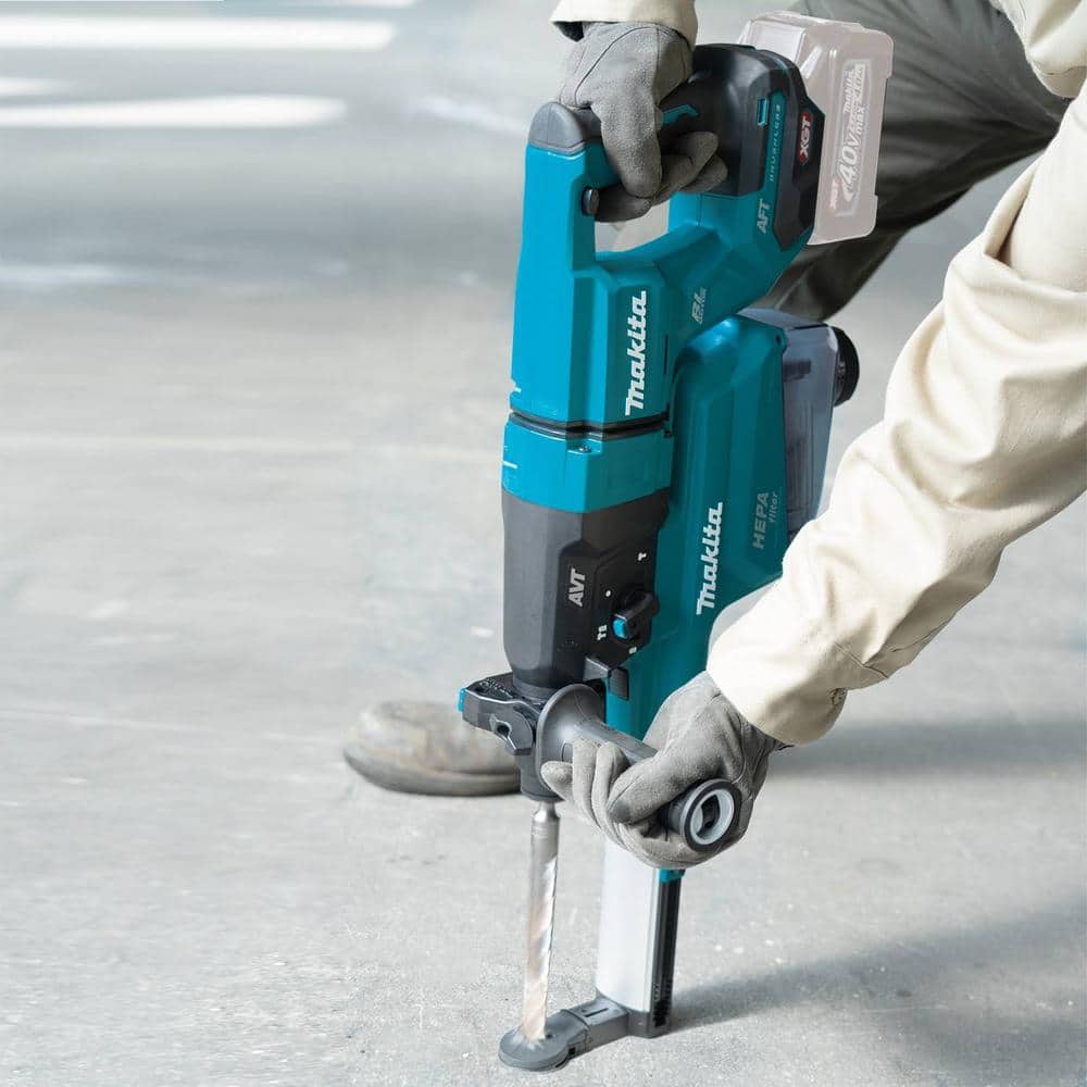 Makita 40V max XGT Brushless Cordless 1-1/8 in. Rotary Hammer (D-Handle) w/Dust Extractor, AFT, AWS Capable (Tool Only) (3)